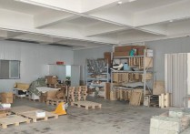 （热门）南京麒麟门300平厂房出租 户型方正硬氧地坪 配套办公大车好进出南京江独门独院标准厂房单层可